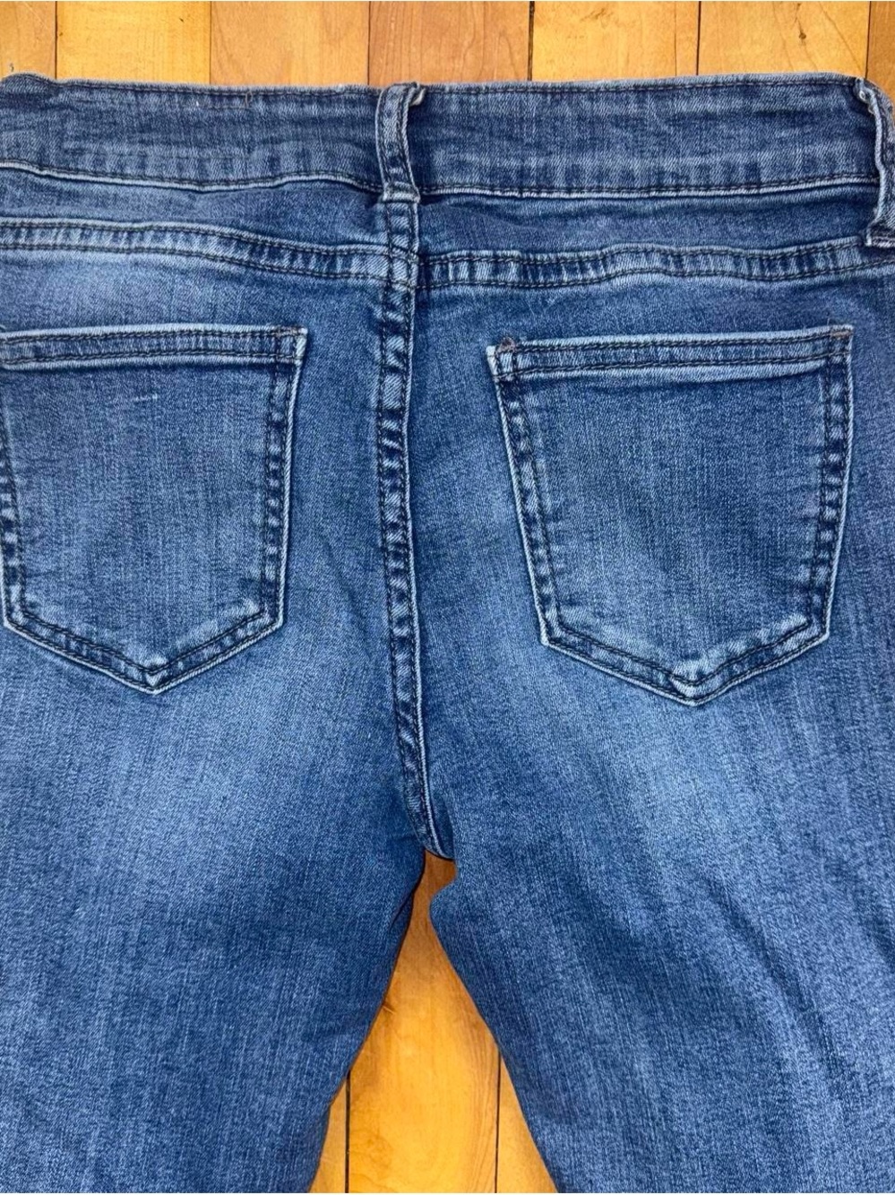 Pistola Jeans Women’s Size 27 Distressed Skinny Ankle Zip Stretch Blue Denim - Picture 7 of 7